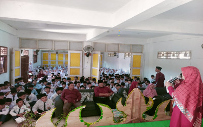 Menginspirasi Perubahan Kecil: Siswa SMP IT Bustanul Ulum Gelar Bedah Buku Atomic Habits